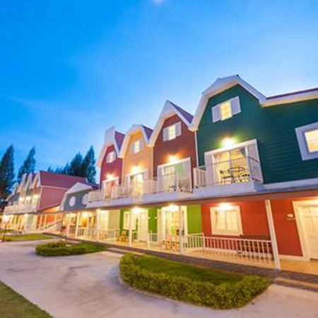 Belmont Village Pakchong Exterior photo