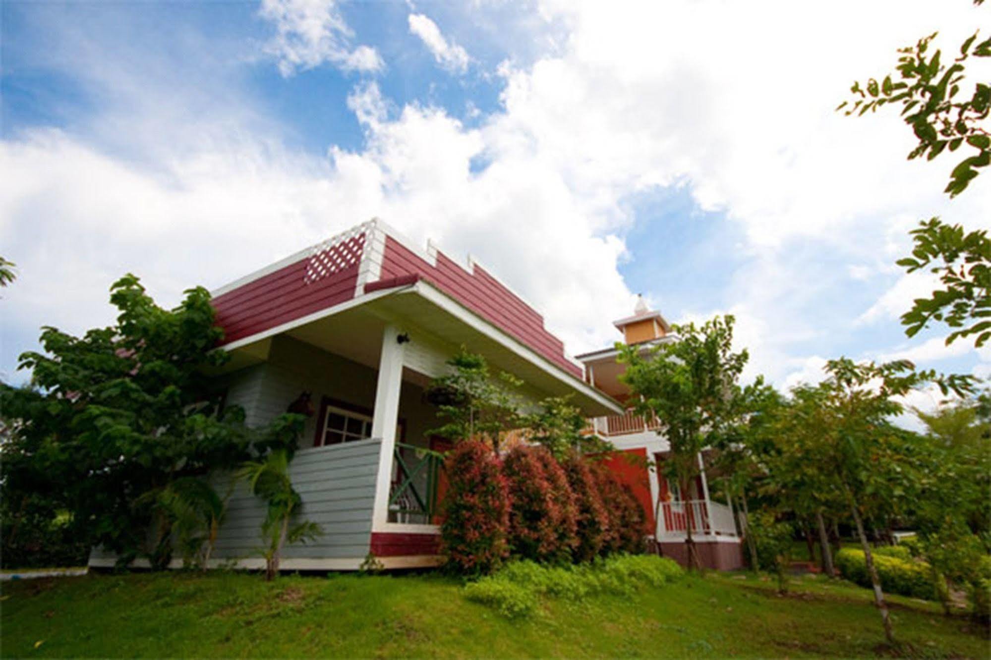 Belmont Village Pakchong Exterior photo