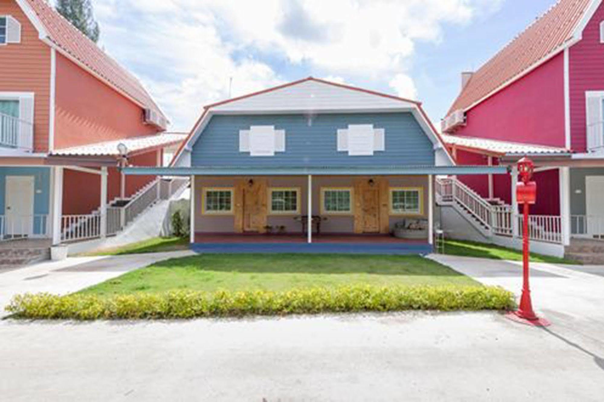 Belmont Village Pakchong Exterior photo